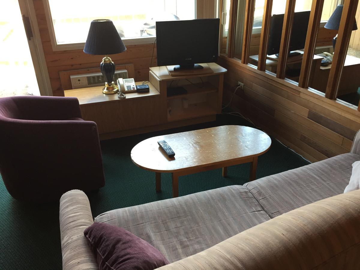 Falcon Lake Hotel Luaran gambar