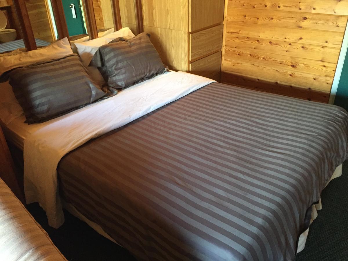 Falcon Lake Hotel Luaran gambar