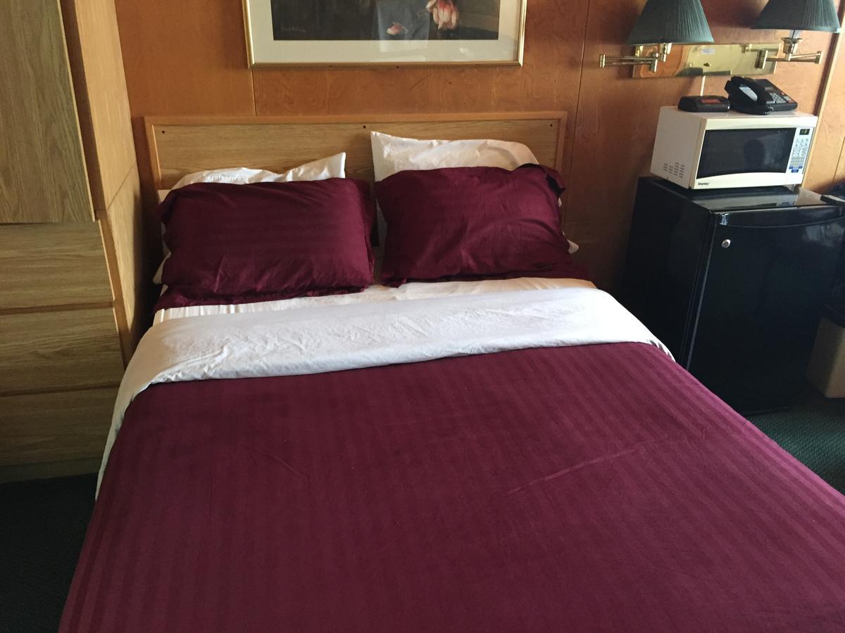 Falcon Lake Hotel Luaran gambar
