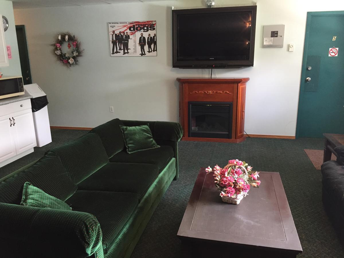 Falcon Lake Hotel Luaran gambar