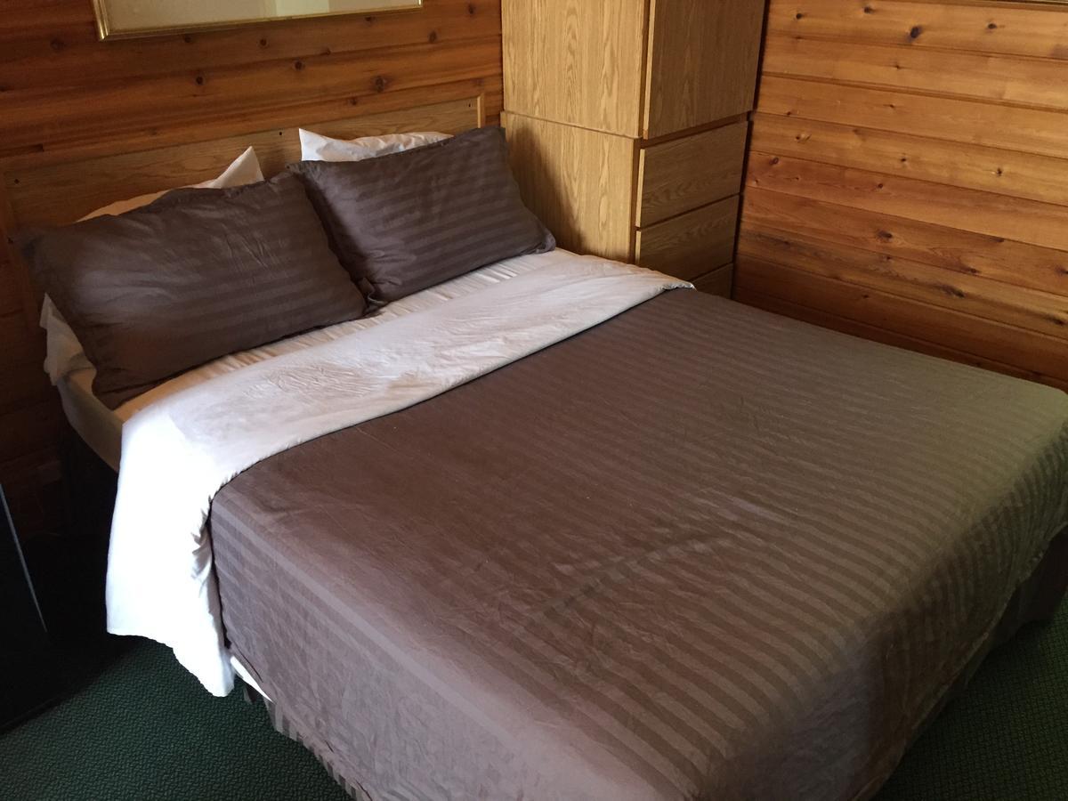 Falcon Lake Hotel Luaran gambar