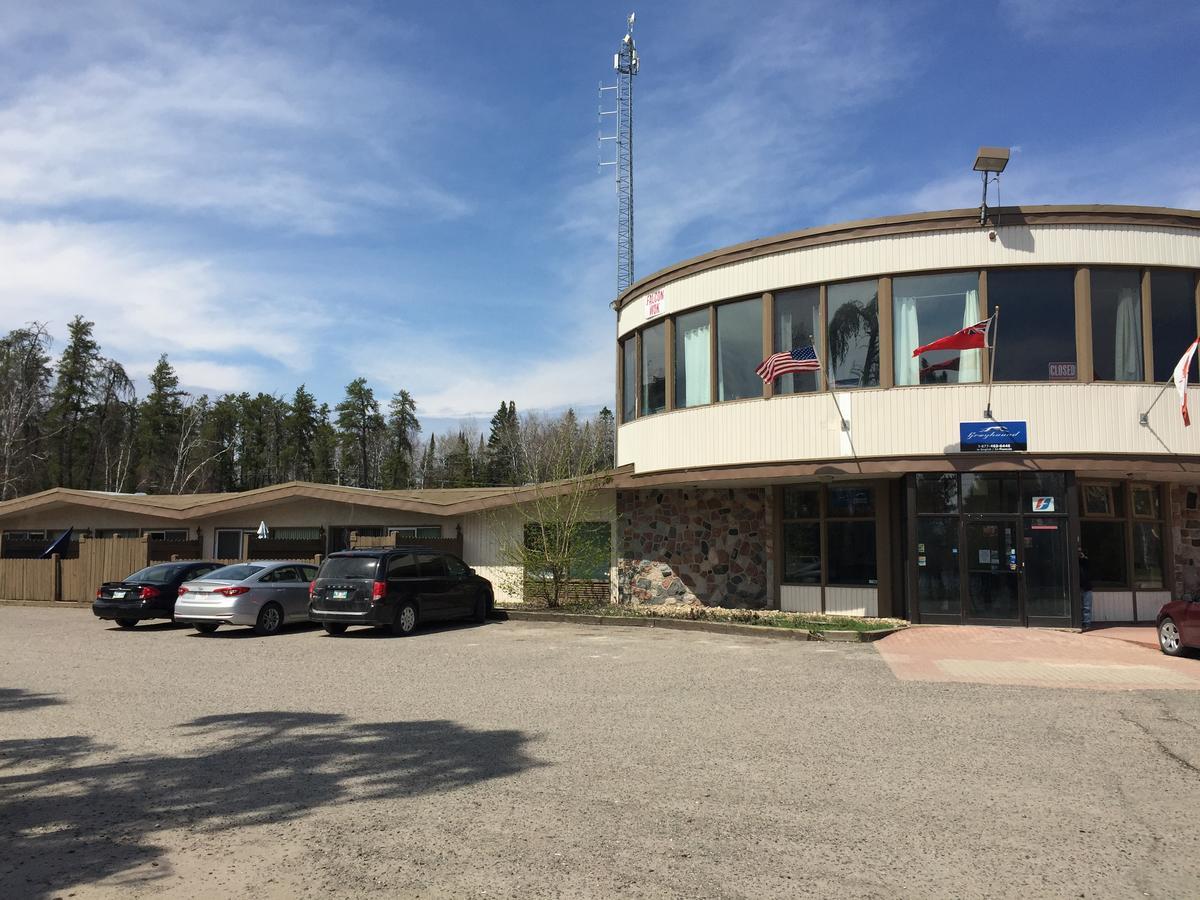 Falcon Lake Hotel Luaran gambar